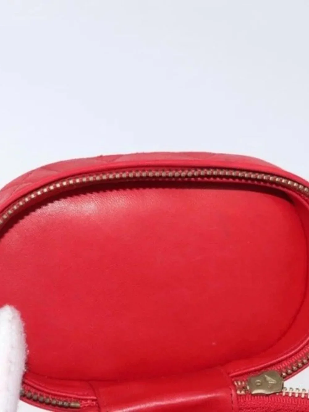 CHANEL Chain Shoulder Bag Lamb Skin Red Gold CC Auth AMZ310A